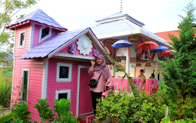 Green House Lezatta Wisata Imajinasi Yang Jadi Kenyataan Kumparan Com