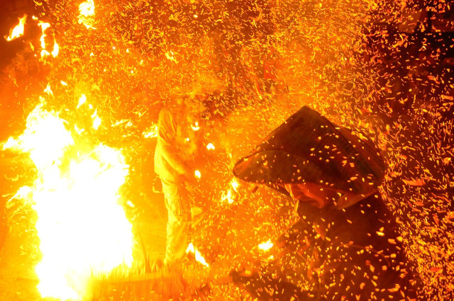 Tradisi Perang Obor di Jepara (Foto: ANTARA FOTO/Yusuf Nugroho)