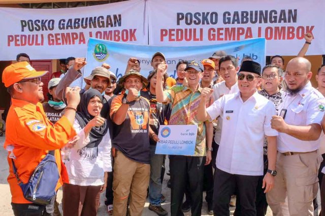 com-Posko Gabungan Peduli Gempa Lombok (Foto: Bank BJB)