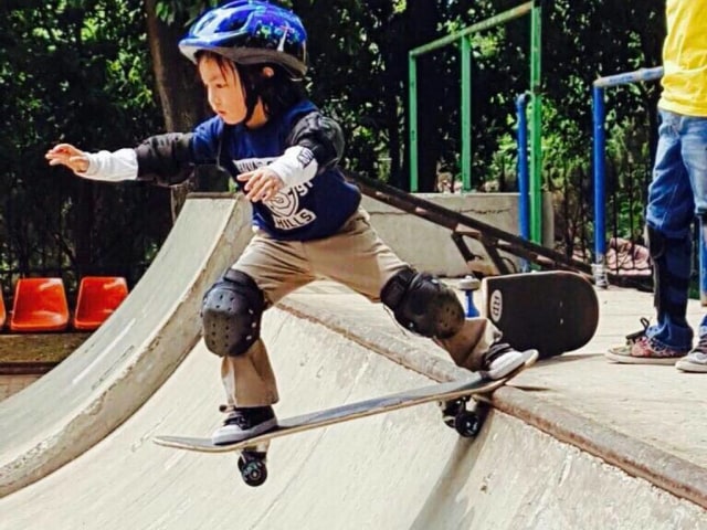 Aksi salah satu murid Green Skate Lesson (Foto: Instagram/@greenskatelesson)