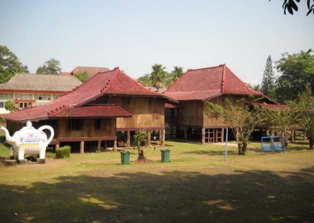 9000 Koleksi Gambar Rumah Limas Gratis Terbaru