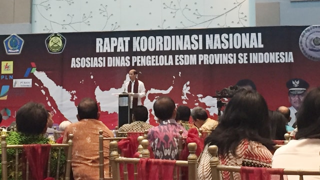 Arcandra Tahar membuka Rapat Koordinasi Nasional Asosiasi Dinas Pengelolaan ESDM Provinsi se-Indonesia di Manado (Foto: Ema Fitriyani/kumparan)