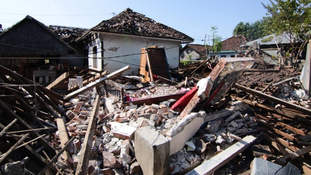 Gempa Lombok (Foto: Shutterstock)