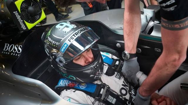 Helm pebalap yang dipasangkan tear off (Foto: dok. Formula One)