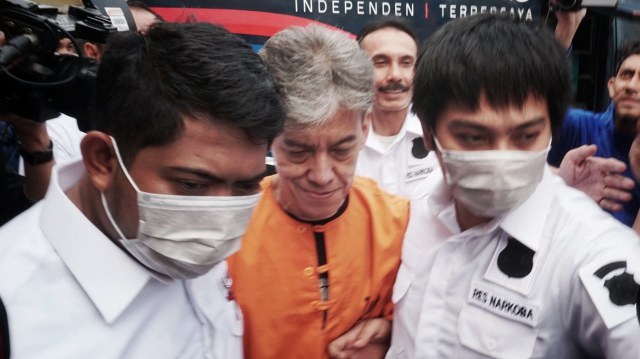 Artis Fariz RM saat konpers di Polres Jakarta Utara, Minggu (26/8/2018). (Foto: Jamal Ramdhan/kumparan)