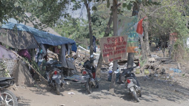 Suasana pengungsian korban gempa Lombok. (Foto: Dwi Herlambang/kumparan)