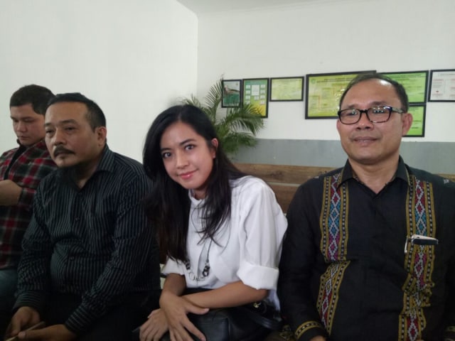 Yeslin Wang, Istri Delon di PN Jakarta Barat (Foto: D.N Mustika Sari/kumparan)