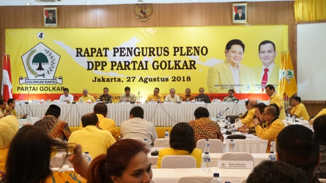 Persiapan rapat pleno DPP Golkar di Kemanggisan, Jakarta Barat (27/8/2018). (Foto: Iqbal Firdaus/kumparan)