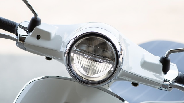 Lampu Vespa Primavera Yacht Club (Foto: dok. Piaggio Indonesia)