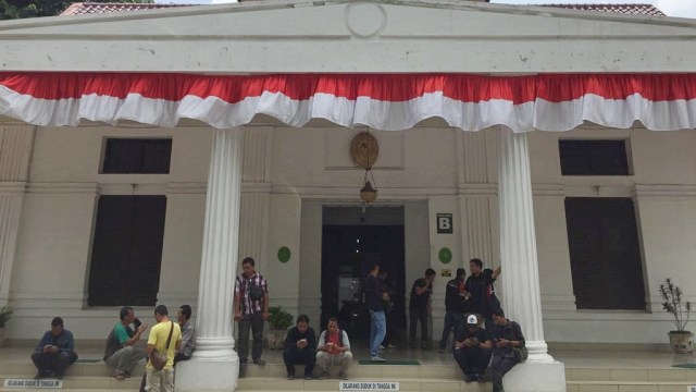 Suasana di PN Medan pasca OTT KPK. (Foto: Ade Nurhaliza/kumparan)
