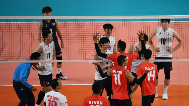 Pertandingan bola voli babak perempat final putra Asian Games 2018 antara Indonesia vs Korea Selatan di Tennis Indoor Senayan, Selasa (28/8). (Foto: Nugroho Sejati/kumparan)