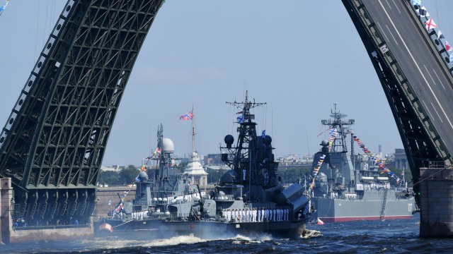 Ilustrasi kapal perang Rusia. (Foto: AFP/Kirill KUDRYAVTSEV)
