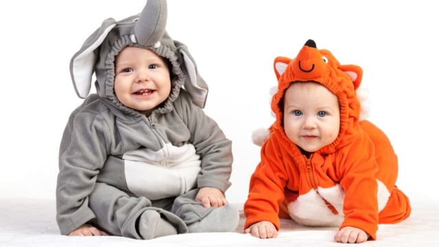 Bayi Merangkak atau Duduk Dulu? (Foto: Shutterstock)