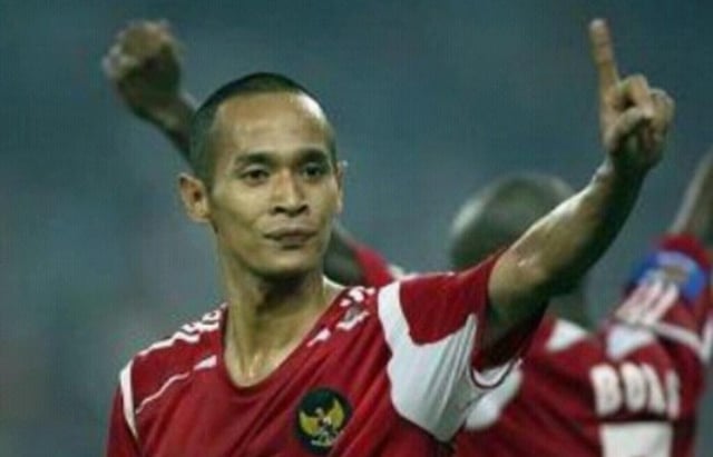 5 Pesepak Bola Indonesia yang Pernah Berlaga di Kompetisi Eropa (2)
