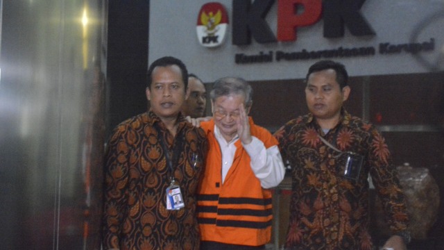 Pengusaha asal Sumut, Tasmin Sukardi resmi ditahan KPK, Jakarta (29/08/2018). (Foto: Nadia K Putri)