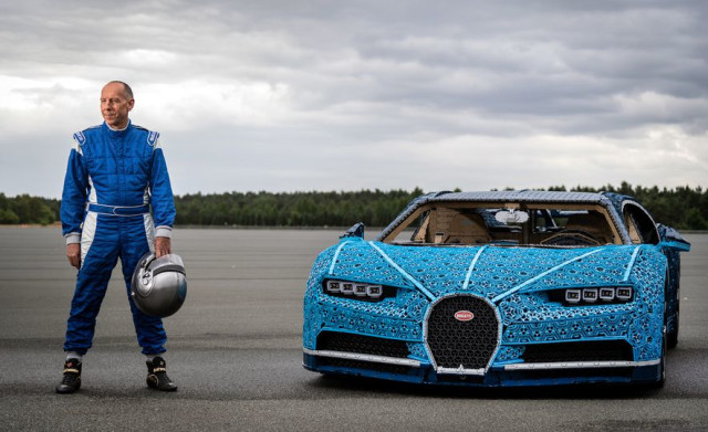 Tampak depan Lego Bugatti Chiron  (Foto: dok. Caranddriver)