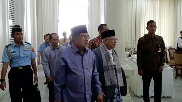 Wakil Presiden Jusuf Kalla dan Ma'ruf Amin di Istana Wapres. (Foto: Nadia Riso/kumparan)