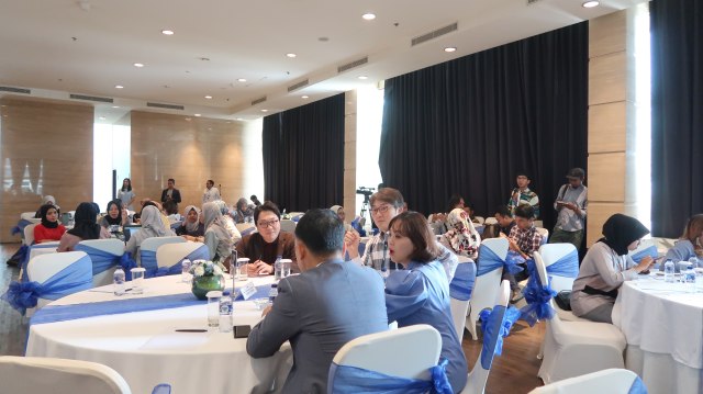 Para rekan media dan direksi dari Laneige Korea Selatan (Foto: dok. Intan Kemala Sari/kumparan)