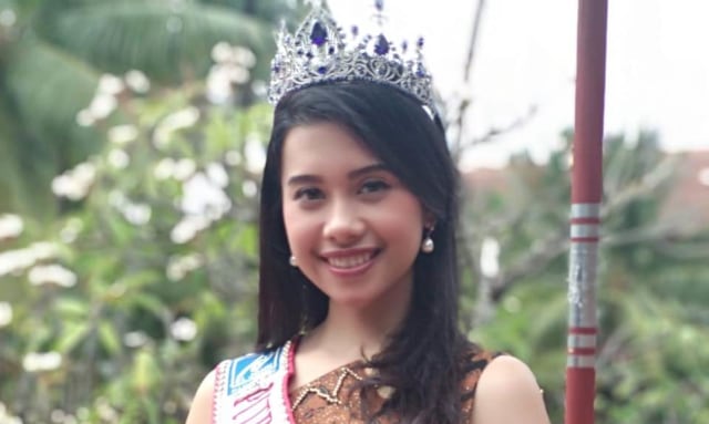 Gadis Cantik Puteri Pariwisata Ini Gencar Promosikan 10 Bali Baru