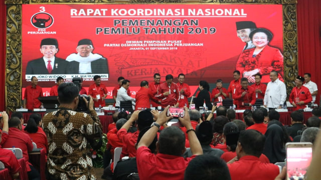 Presiden Joko Widodo (tengah) di rakornas PDIP, Jakarta, Sabtu (1/9/2018). (Foto: Dok. PDIP)