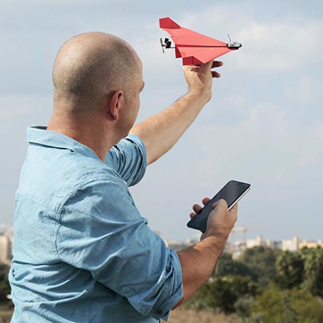 Kini Pesawat Kertas Bisa Kamu Kendalikan Lewat Smartphone, Mau Coba? (2)