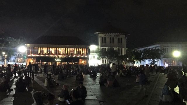Suasana Malam di Kawasan Kota Tua, Jakarta Barat