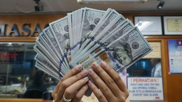 Ilustrasi uang Dolar Amerika Serikat. Foto: Nugroho Sejati/kumparan