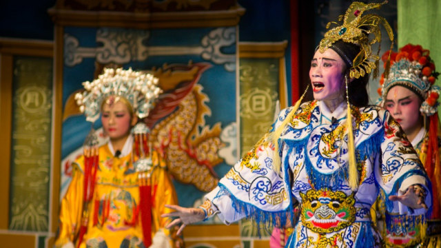 Opera Tiongkok pada perayaan Hungry Ghost Festival (Foto: Flickr/grungemann)