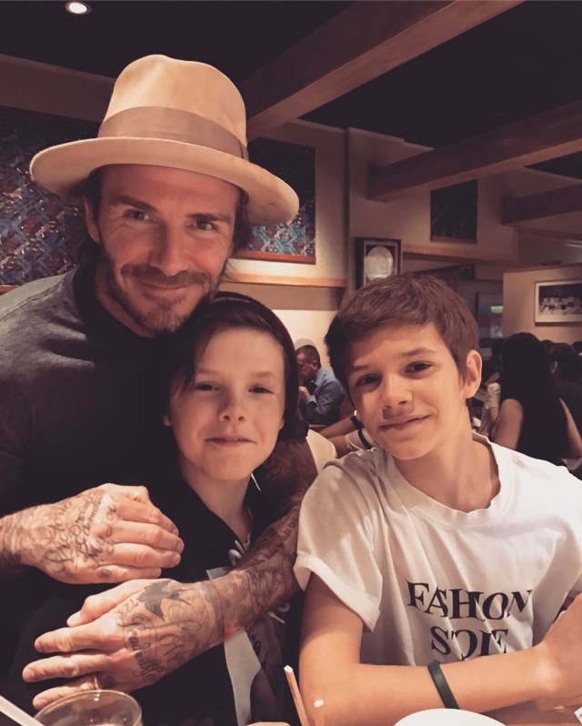 10 Potret Harmonis Keluarga Victoria dan David Beckham  (10)