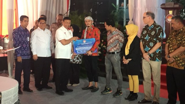 Menkopolhukam Jenderal (Purn) Wiranto dalam Pemberian Kompensasi dari Pemerintah kepada korban terrorisme Thamrin, Kp Melayu, dan Polda Sumut di Kantor LPSK, Kamis (6/9/18). (Foto: Ferry Fadhlurrahman/kumparan)