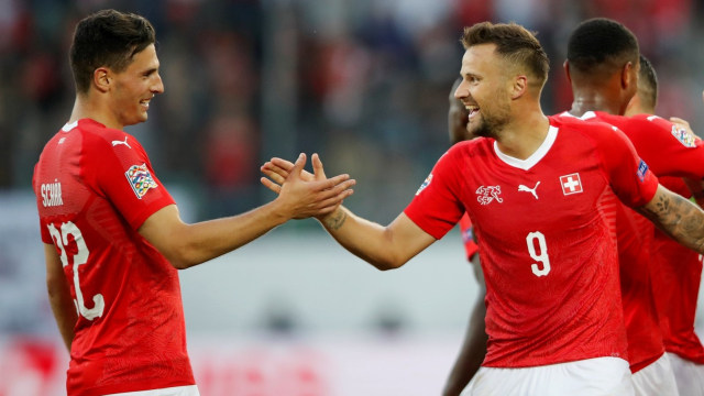 Perayaan gol penyerang Swiss, Haris Seferovic. (Foto: Reuters/Arnd Wiegmann)