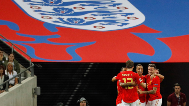 Timnas Spanyol merayakan gol Rodrigo Moreno ke gawang Timnas Inggris. (Foto: REUTERS/Darren Staples)