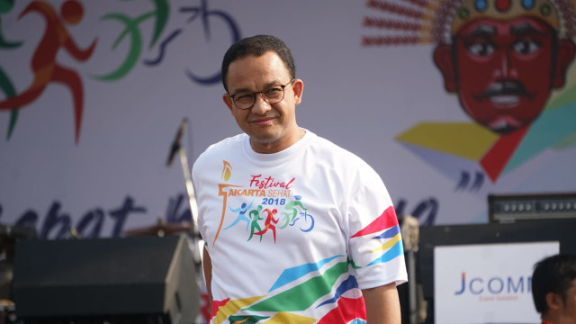 Gubernur DKI Jakarta Anies Baswedan membuka Festival Jakarta Sehat 2018 di Silang Monas, Jakarta Pusat, Minggu (9/9) (Foto: Iqbal Firdaus/kumparan)