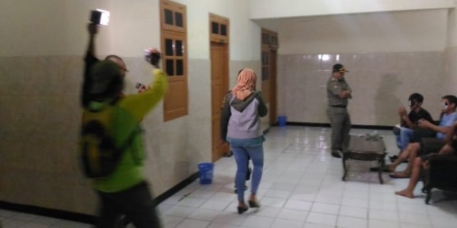 Satpol PP Amankan Tujuh Pasangan di Hotel Tuban