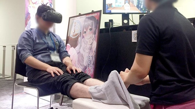 Jasa pijat virtual realitiy di Jepang (Foto: Twitter @toraVrRelax)