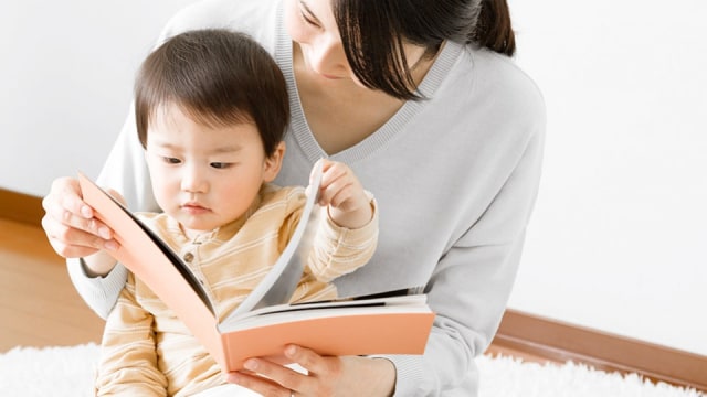Tips si Kecil Hobby Membaca ala Moms Dita - kumparan.com