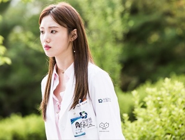 8 Selebriti Korea yang Pernah Berperan Menjadi Dokter (2)