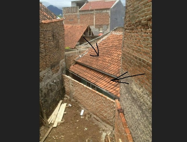 Foto: Rumah Eko Dikepung Tembok Tetangga hingga Tak Ada Akses Jalan (3)