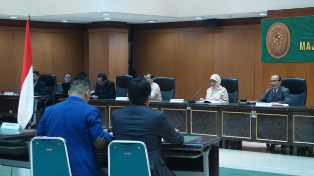 Suasana sidang Majelis Kehormatan Hakim di Gedung Mahkahmah Agung RI, Jakarta Pusat (12/9). Sidang MKH yang digelar hari ini dibatalkan dan diundur sampai hari yang ditentukan. (Foto: Iqbal Firdaus/kumparan)