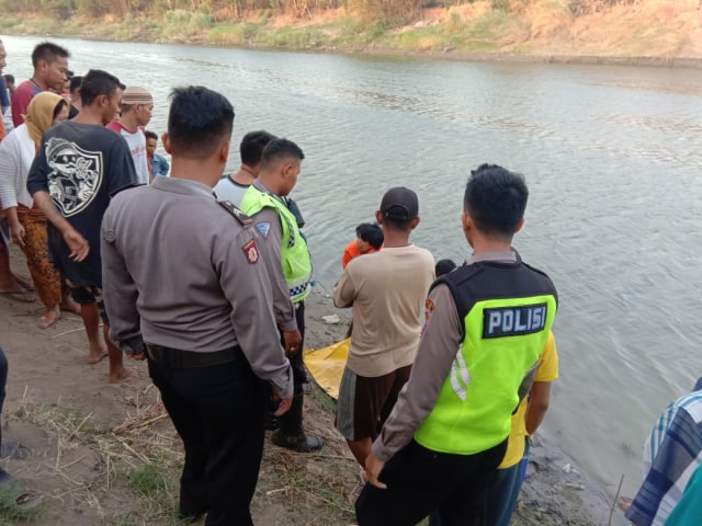 Polisi Selidiki Kasus Bunuh Diri Ibu dan Anak di Sungai Pemali Brebes