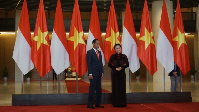 Jokowi Bertemu Ketua Parlemen Vietnam di Hanoi, Rabu (12/9/2018). (Foto: Yudhistira Amran Saleh/kumparan)