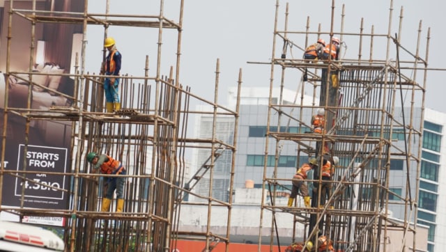 Pekerja infrastruktur di Jakarta, Rabu (12/9/2018). (Foto: Helmi Afandi Abdullah/kumparan)