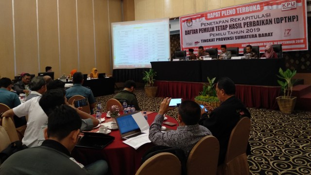 KPU Sumatera Barat Coret 13.159 Data Pemilih Ganda