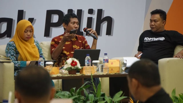 Dialog Publik #DPTbersih Selamatkan Hak Pilih di KPU, Jalan Imam Bonjol, Jakarta, Sabtu (15/9). (Foto: Jamal Ramadhan/kumparan)