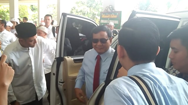 Prabowo Subianto tiba di Ijtima Ulama Jilid II di Grand Cempaka Hotel, Jakarta Pusat (Foto: Raga Imam/kumparan)