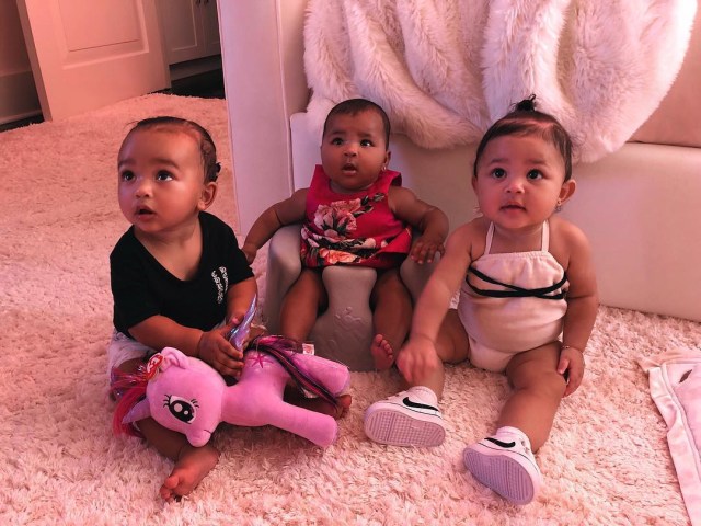 Bayi-bayi di keluarga Kardashian (Foto: Instagram @kimkardashian)