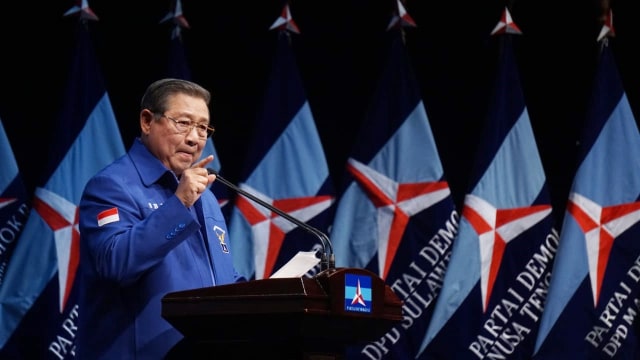 Presiden Indonesia ke-6 Susilo Bambang Yudhoyono memberikan pidato akbar HUT Partai Demokrat ke-17 di Djakarta Theatre, Jakartaa Pusat (17/9). (Foto: Iqbal Firdaus/kumparan)