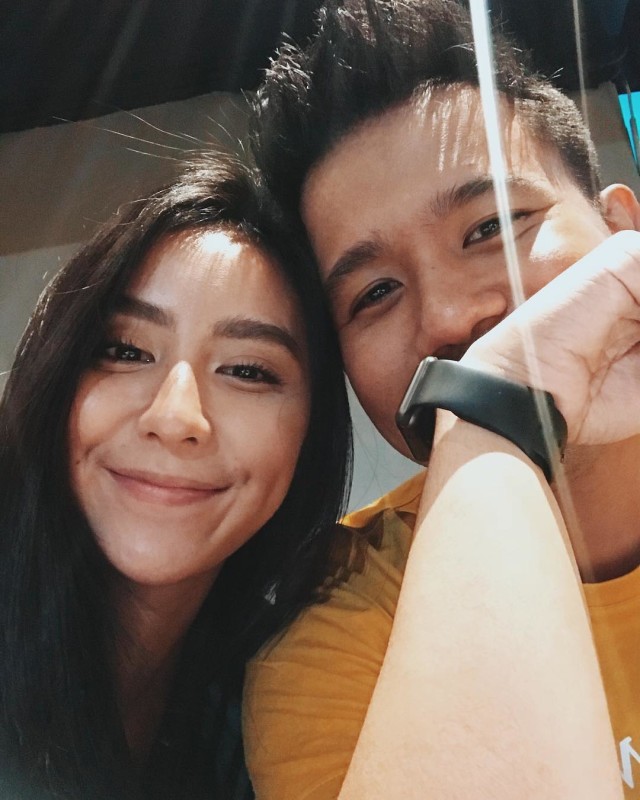 63 Gambar Foto Selfie Pasangan Romantis HD