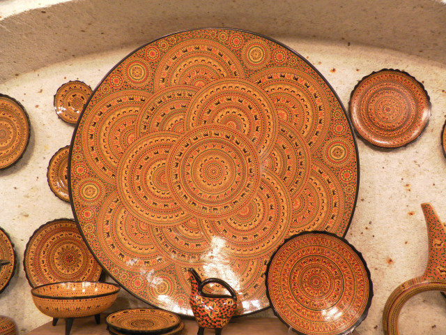 Salah Satu Kerajinan Keramik Cappadocia, Turki (Foto: Pixabay)