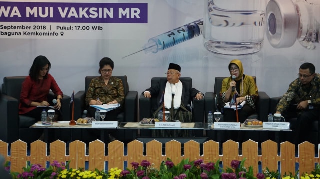 Diskusi forum Merdeka Barat, Jalan Panjang Fatwa MUI Vaksin MR (Foto: Helmi Afandi/kumparan)